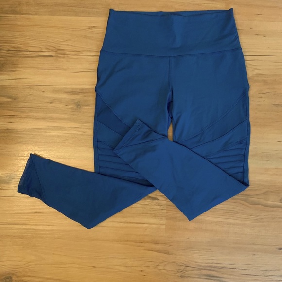 Aerie Chill Play Move Ribbed Blue Leggings - Picture 1 of 4